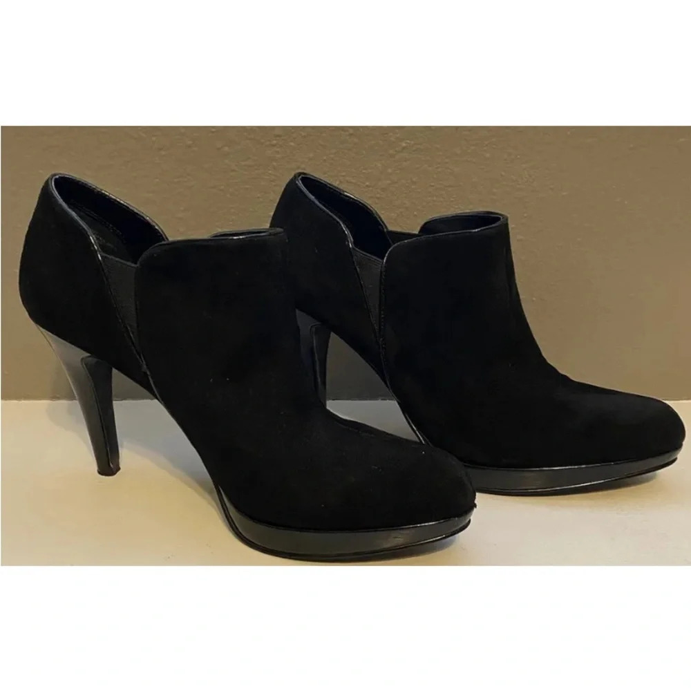 Bandolino Women's Shoes Below Ankle Boot Shootie Black Suede Leather Size  8 M